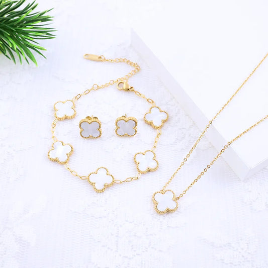White Clover - 18K Gold Plated Set image 0