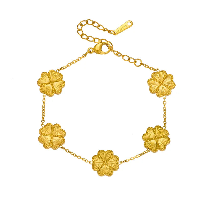 Beautiful 18K Gold Plated Clover Bracelet image 0