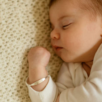 Sterling Silver Kids ID Bangle – Diamond Cut Baby Bracelet | Baby Jewellery Gift