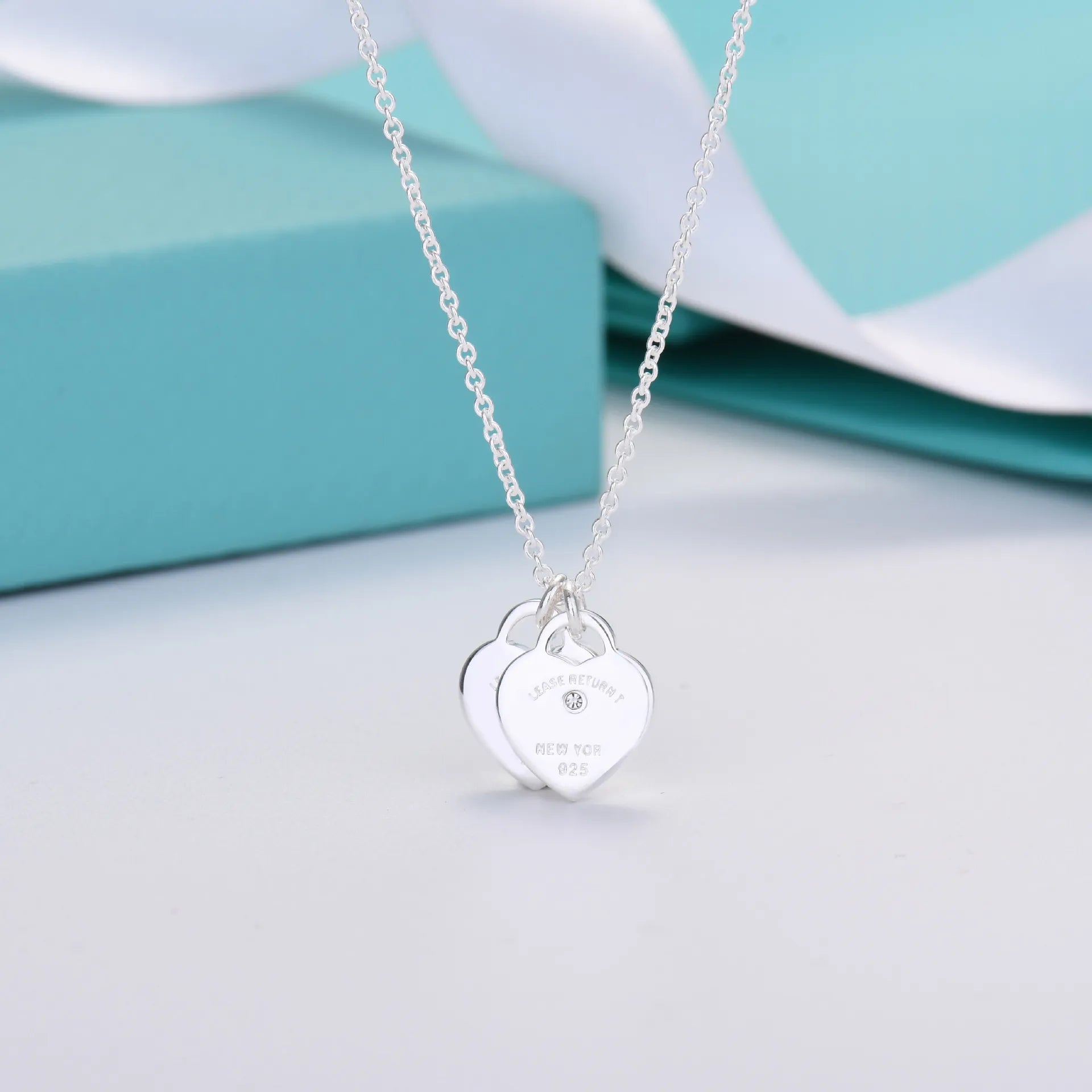 Pure Radiance heart pendant and Necklace - Silver Plated image